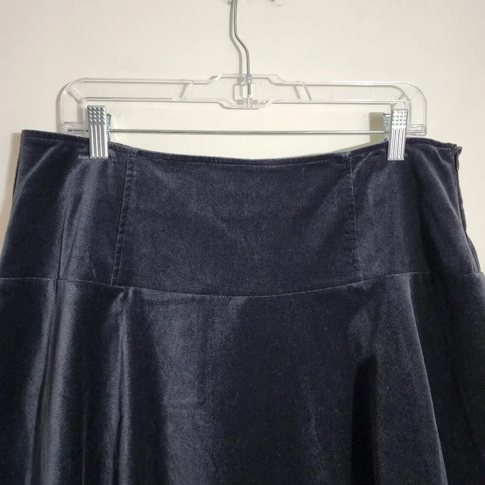 To the Max NWT black‎ velvet to the knees lined flare skirt woman's size 10